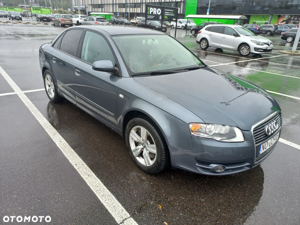 Audi A4 Limousine - 5