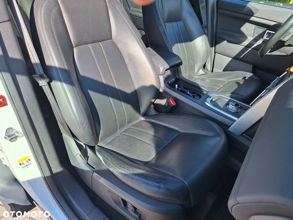 Land Rover Discovery Sport 2.0 Si4 HSE - 17
