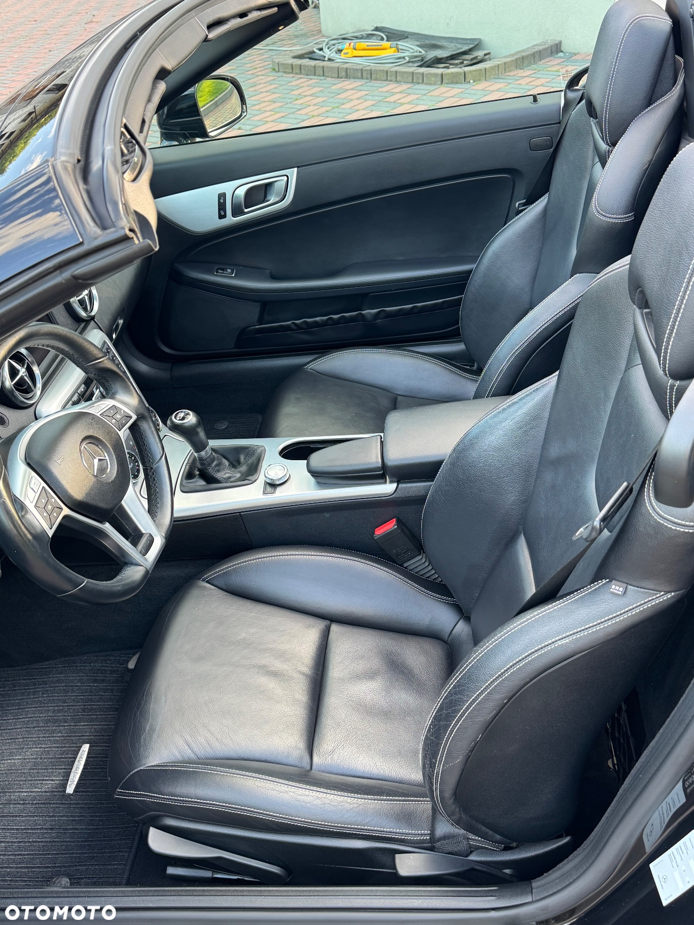 Mercedes-Benz SLK 200 CGI - 5