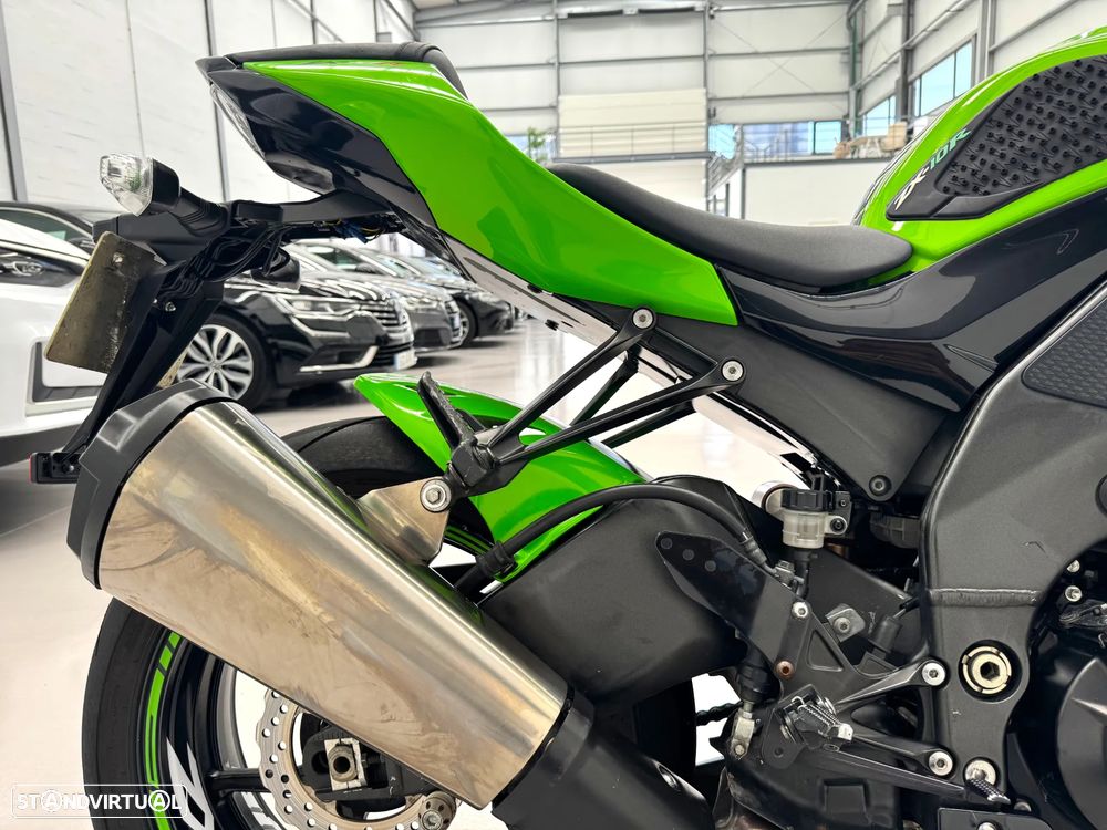 Kawasaki Ninja ZX-10R - 13