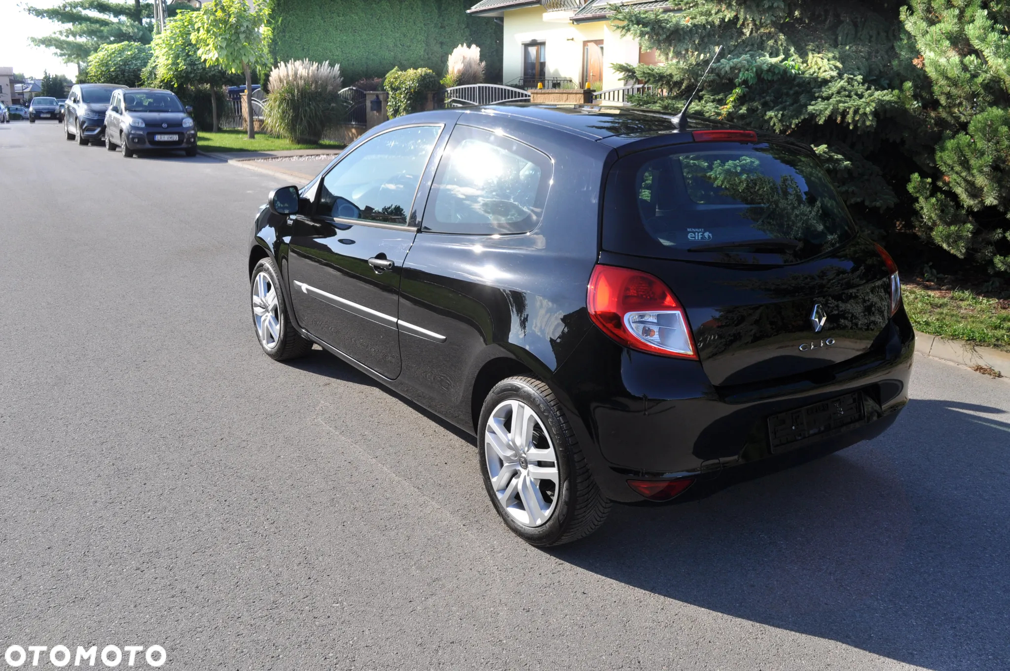 Renault Clio 1.2 16V 75 Yahoo - 9
