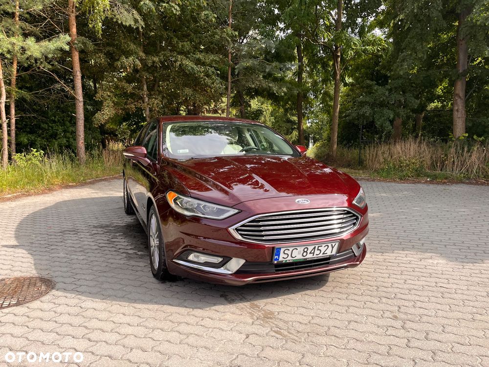 Ford Fusion - 4
