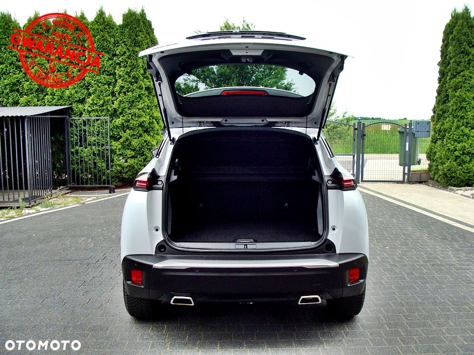 Peugeot 2008 PureTech 130 Allure S&S EAT8 - 26