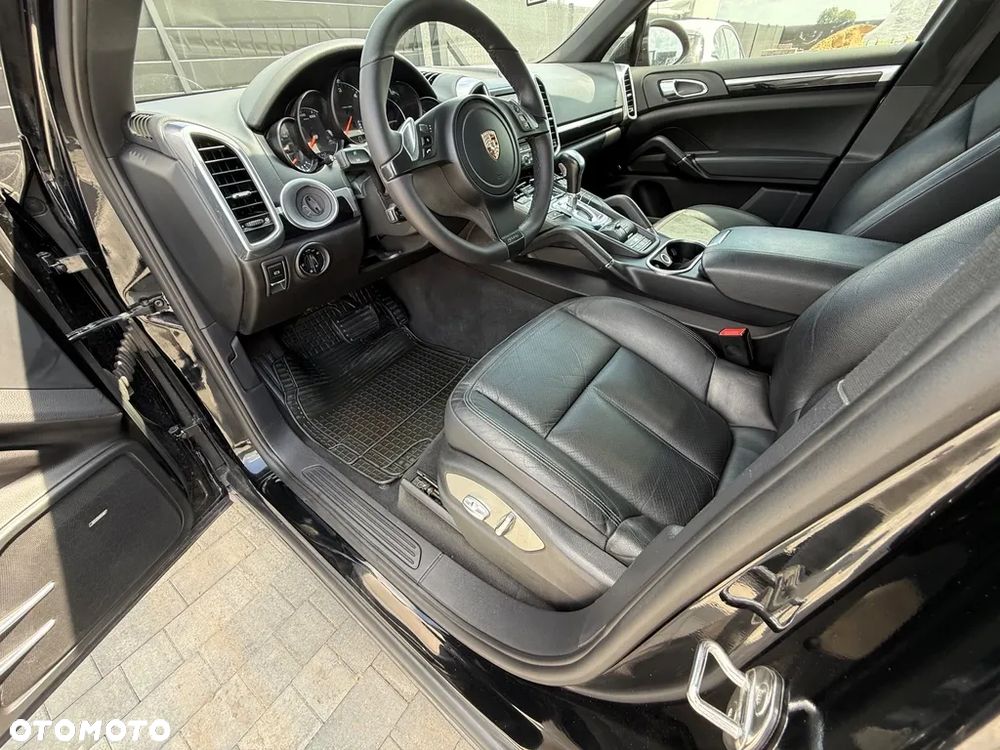 Porsche Cayenne Diesel Platinum Edition - 14