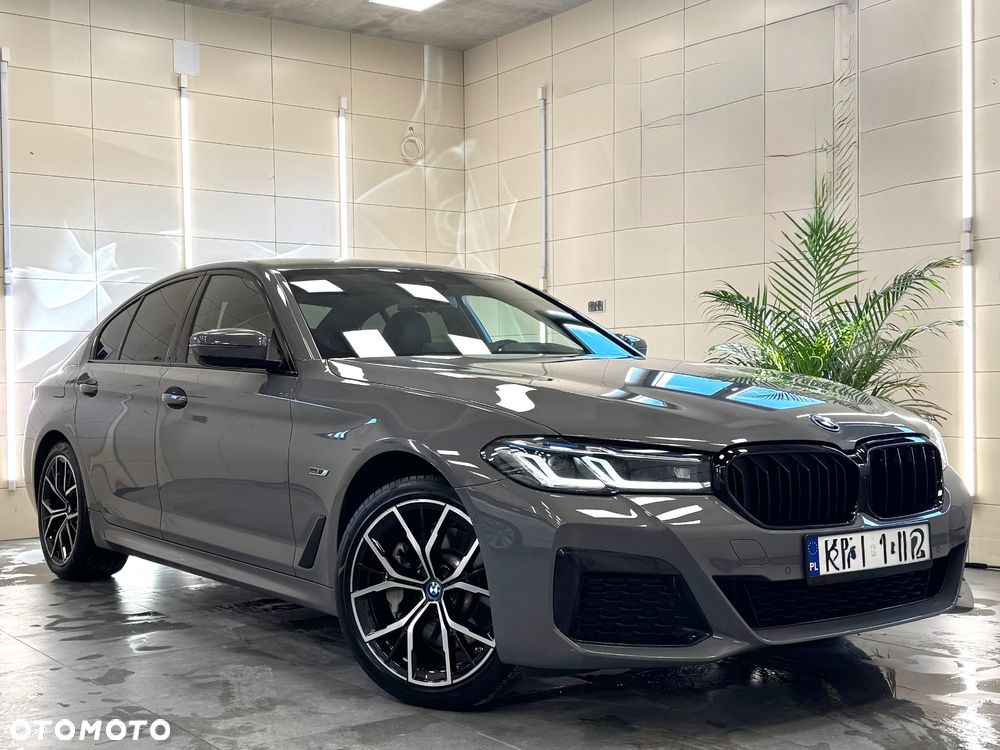 BMW Seria 5 530e xDrive M Sport Edition - 8