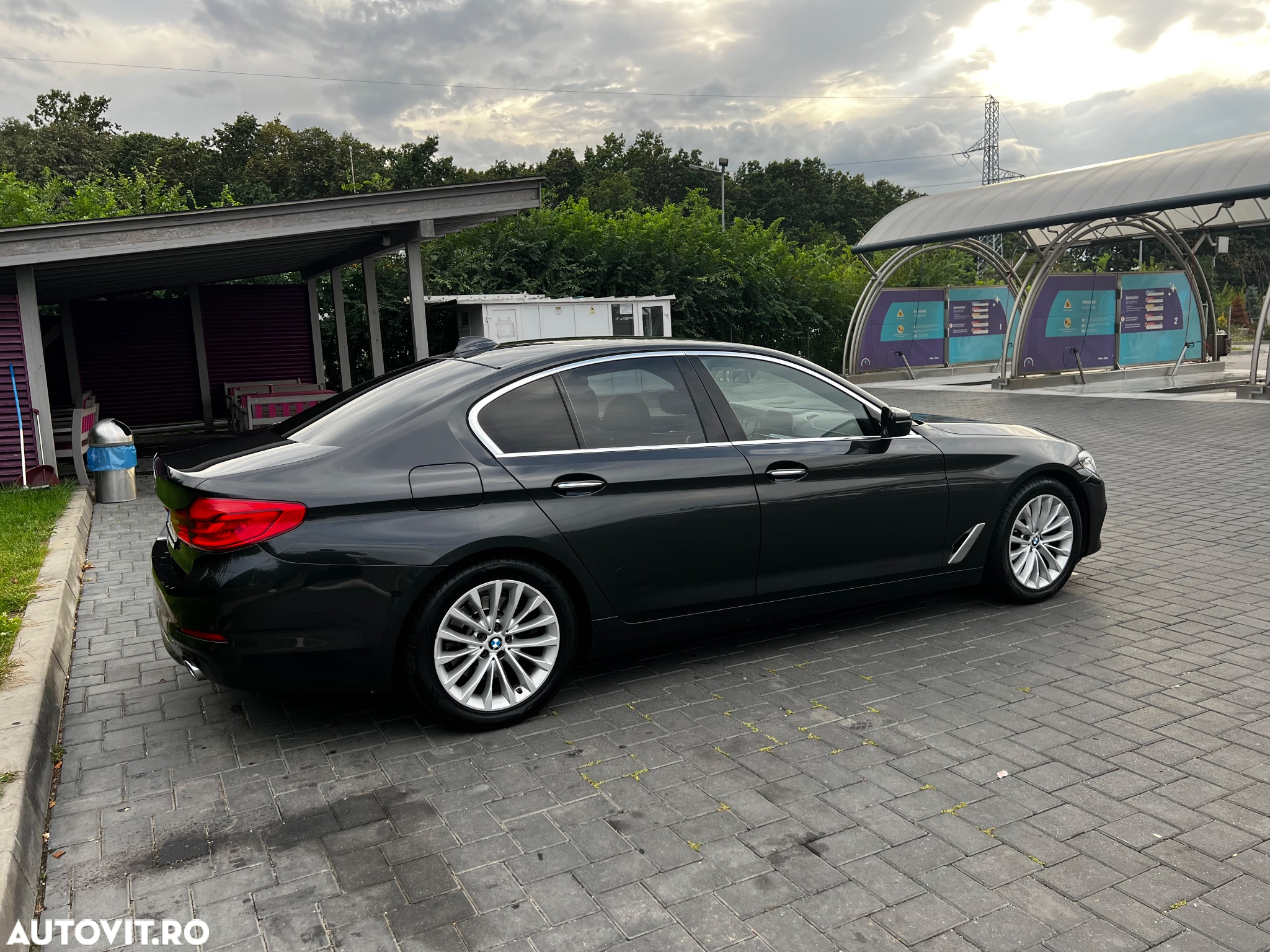 BMW Seria 5 520d AT - 8