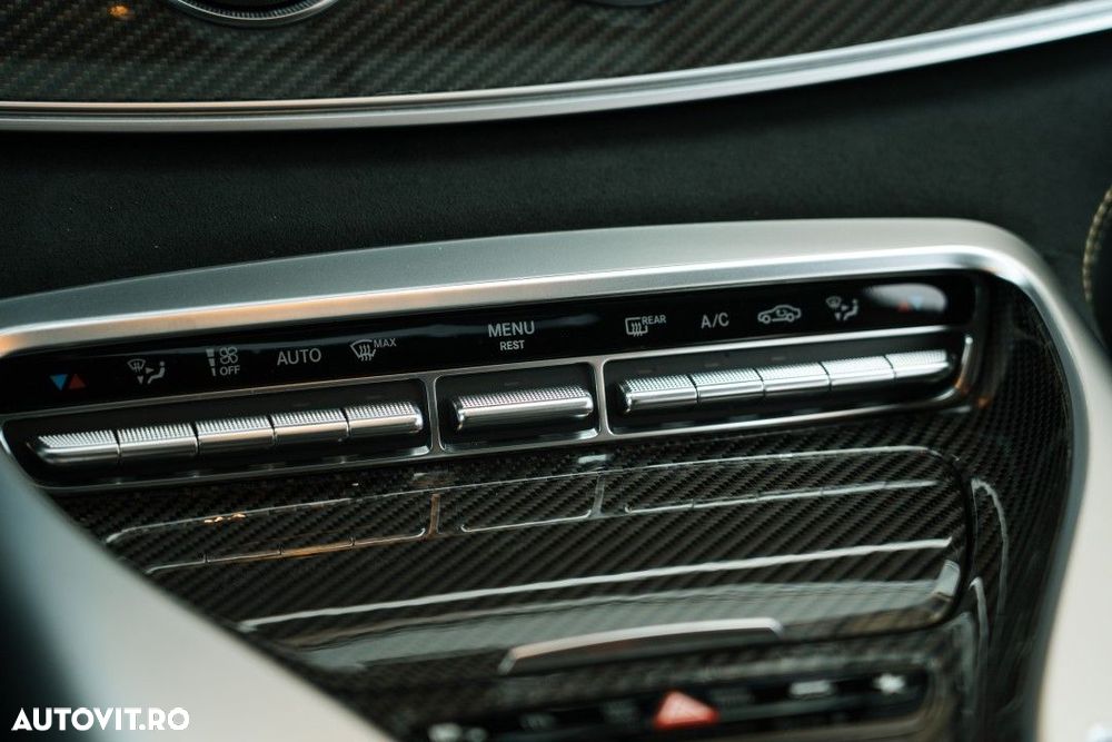 Mercedes-Benz AMG GT - 32