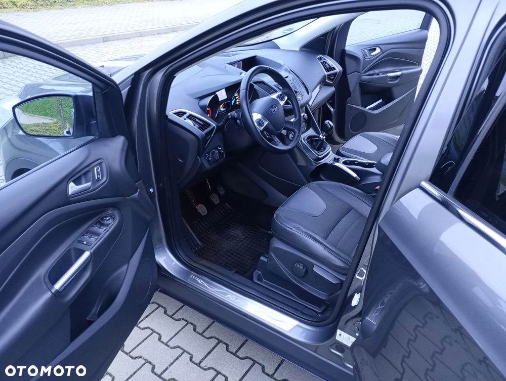 Ford Kuga 2.0 TDCi FWD Titanium - 10