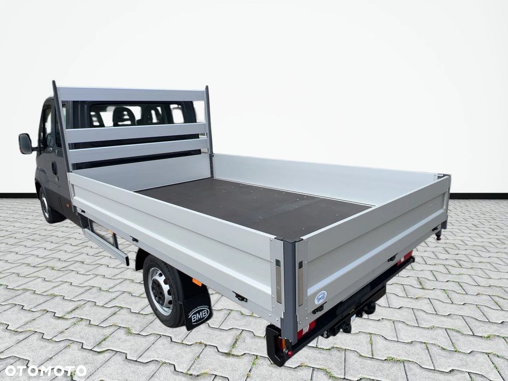 Iveco Daily 35S16H3.0 DOKA 3.0 Diesel 160KM Brygadowy 7-osób dostępny "od ręki" - 26