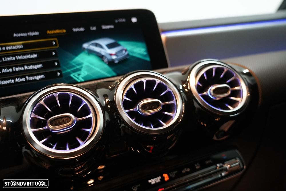 Mercedes-Benz A 180 Limousine d AMG Line Aut. - 14