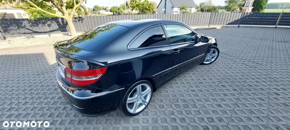 Mercedes-Benz CLC - 25