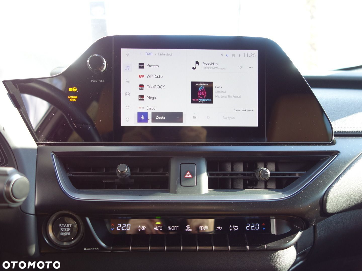 Lexus UX - 24