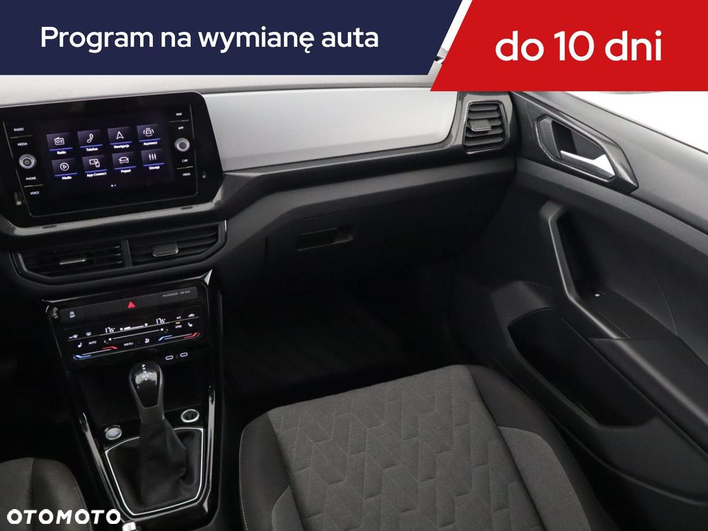 Volkswagen T-Cross - 10