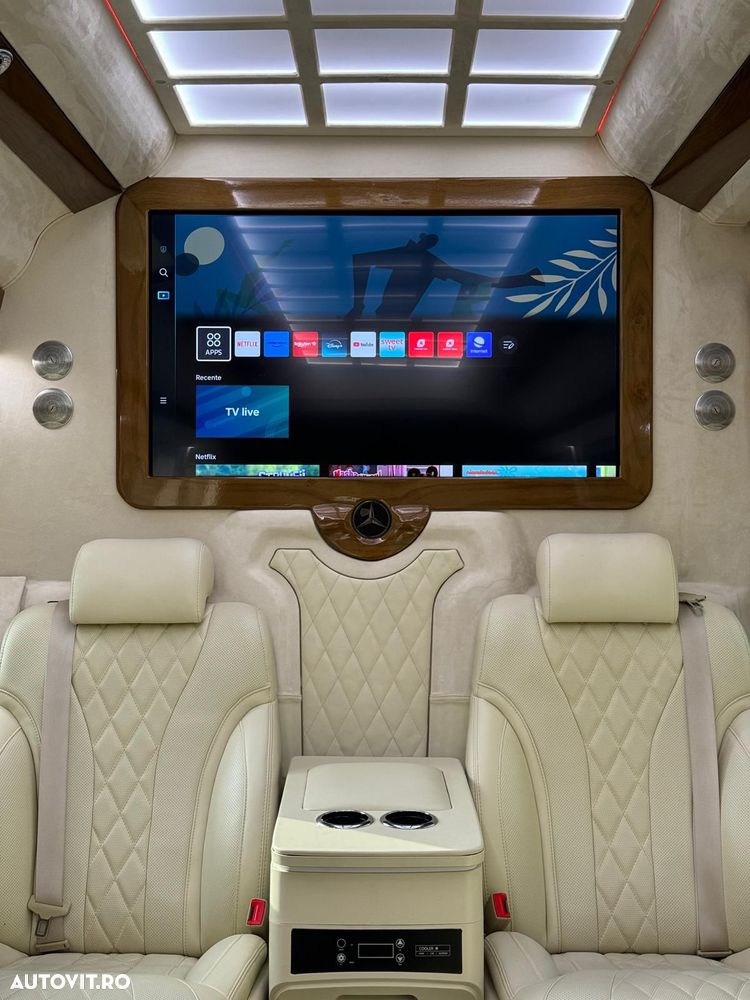 Mercedes-Benz Sprinter - 11