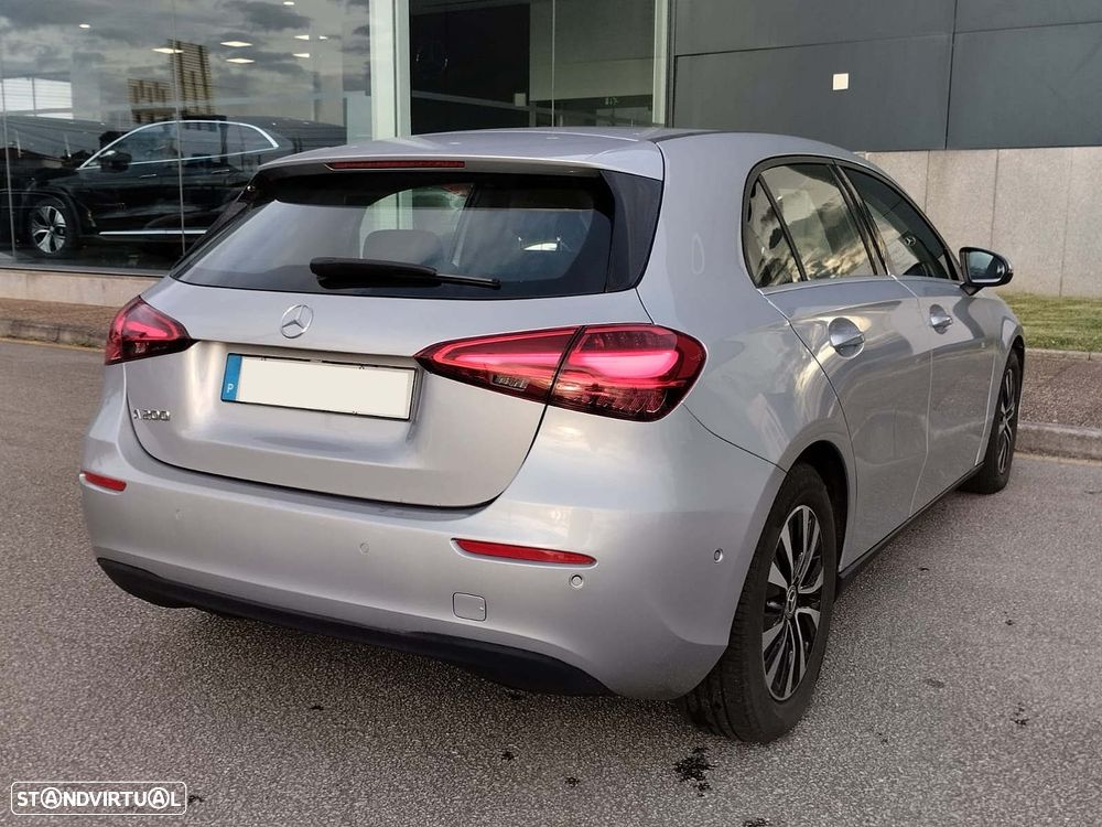 Mercedes-Benz A 200 7G-DCT - 8