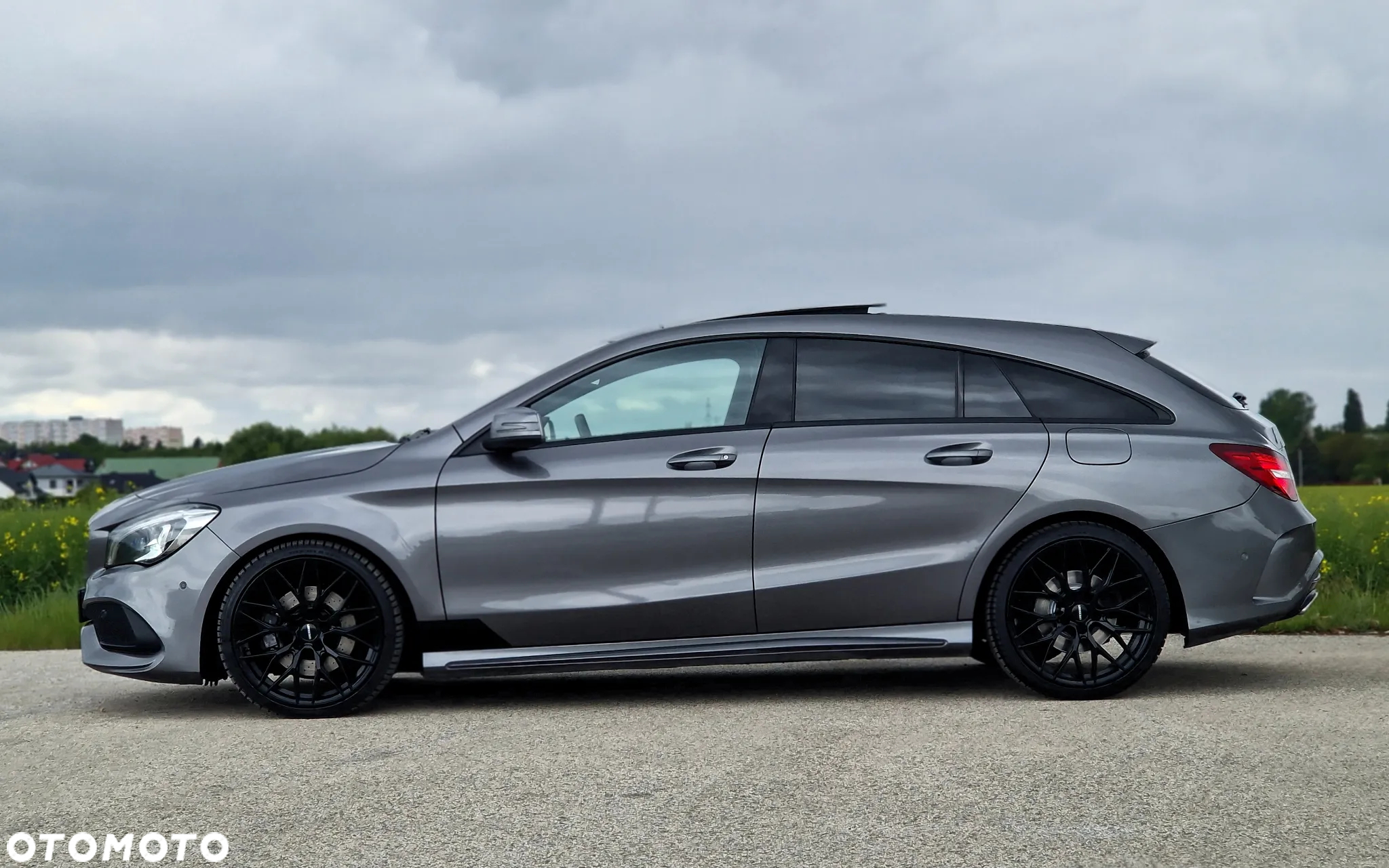 Mercedes-Benz CLA 250 4-Matic AMG Line - 11
