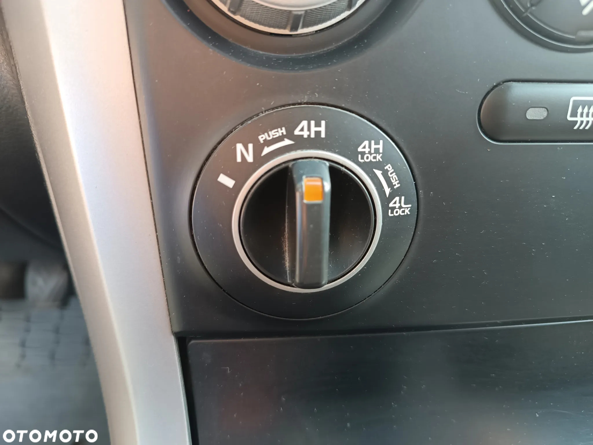 Suzuki Grand Vitara 2.0 - 18