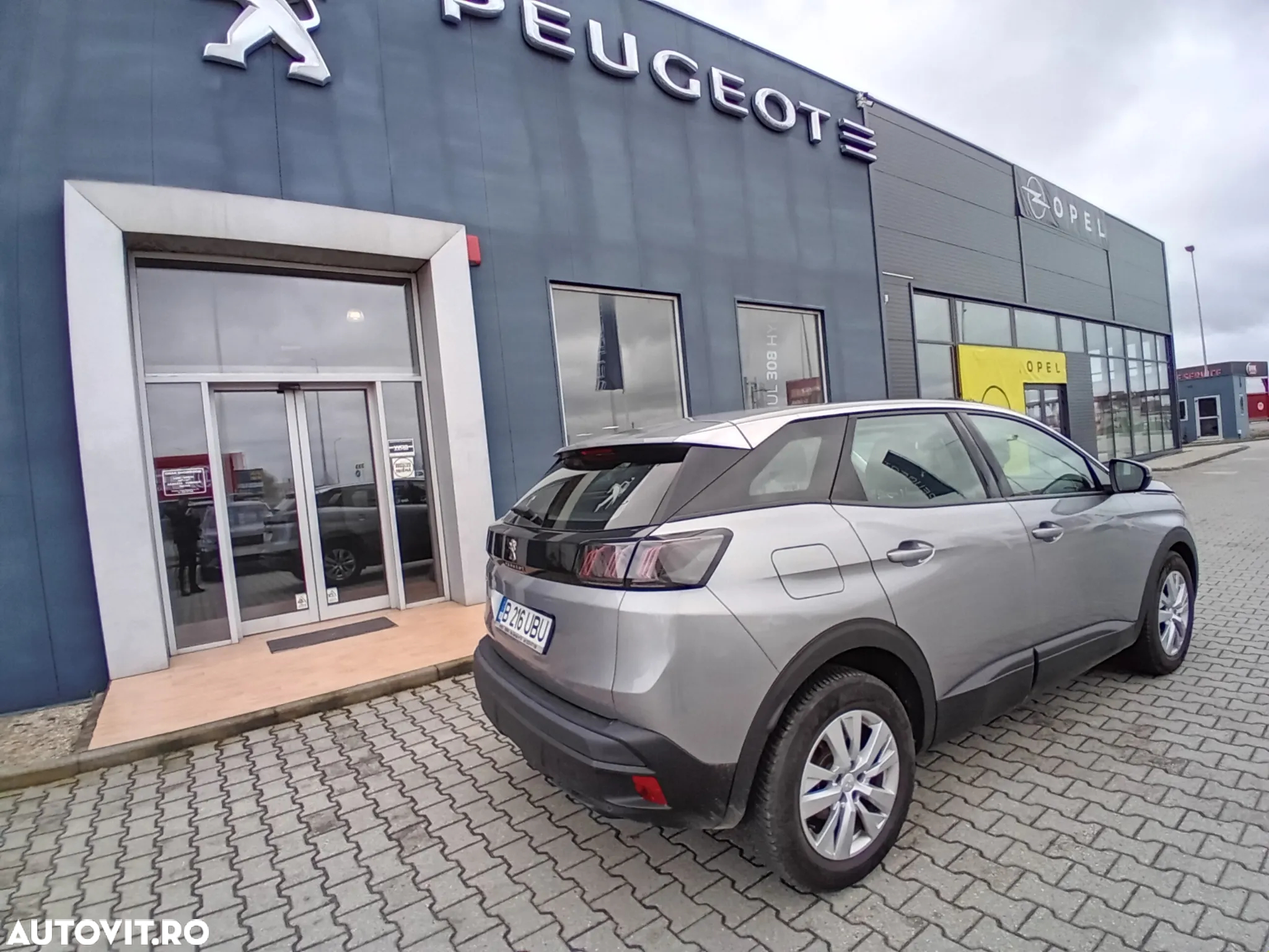 Peugeot 3008 1.2 PureTech 130 EAT8 Active Pack - 6
