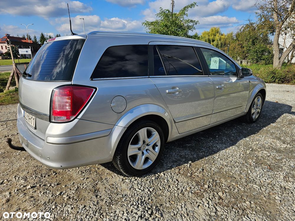 Opel Astra III 1.9 CDTI Sport - 3
