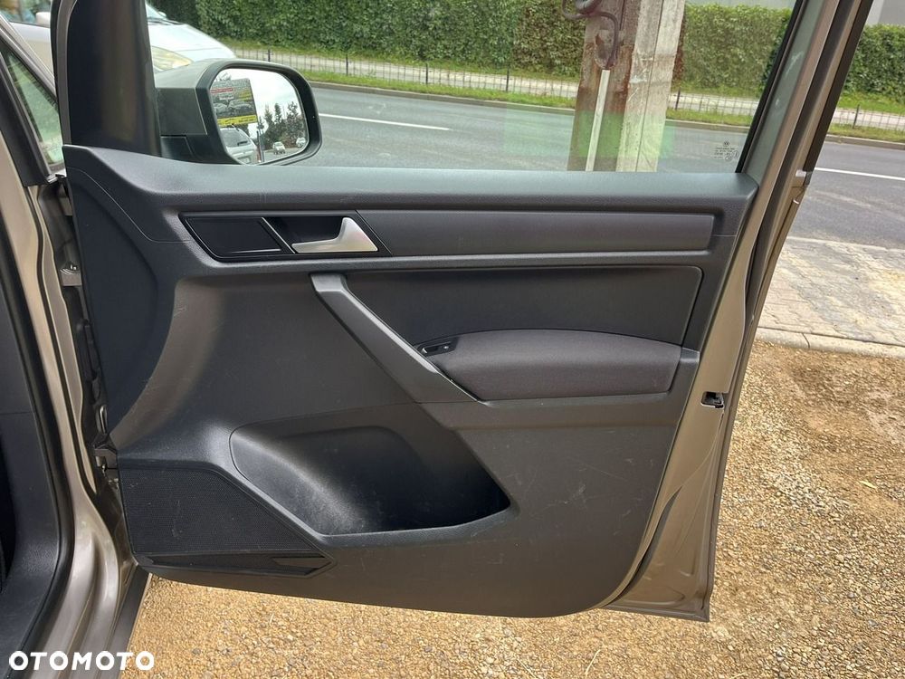Volkswagen Caddy - 17
