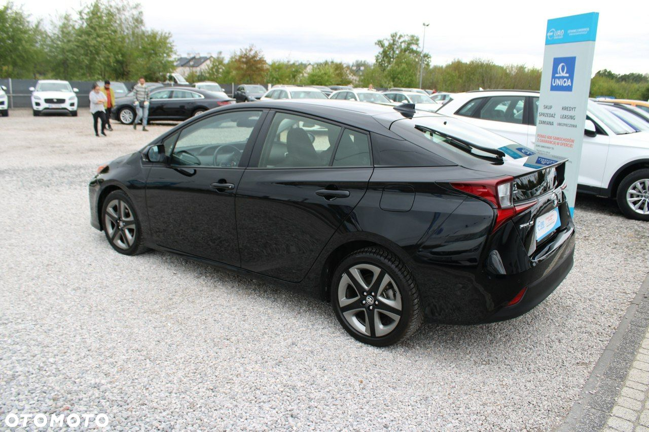 Toyota Prius - 8