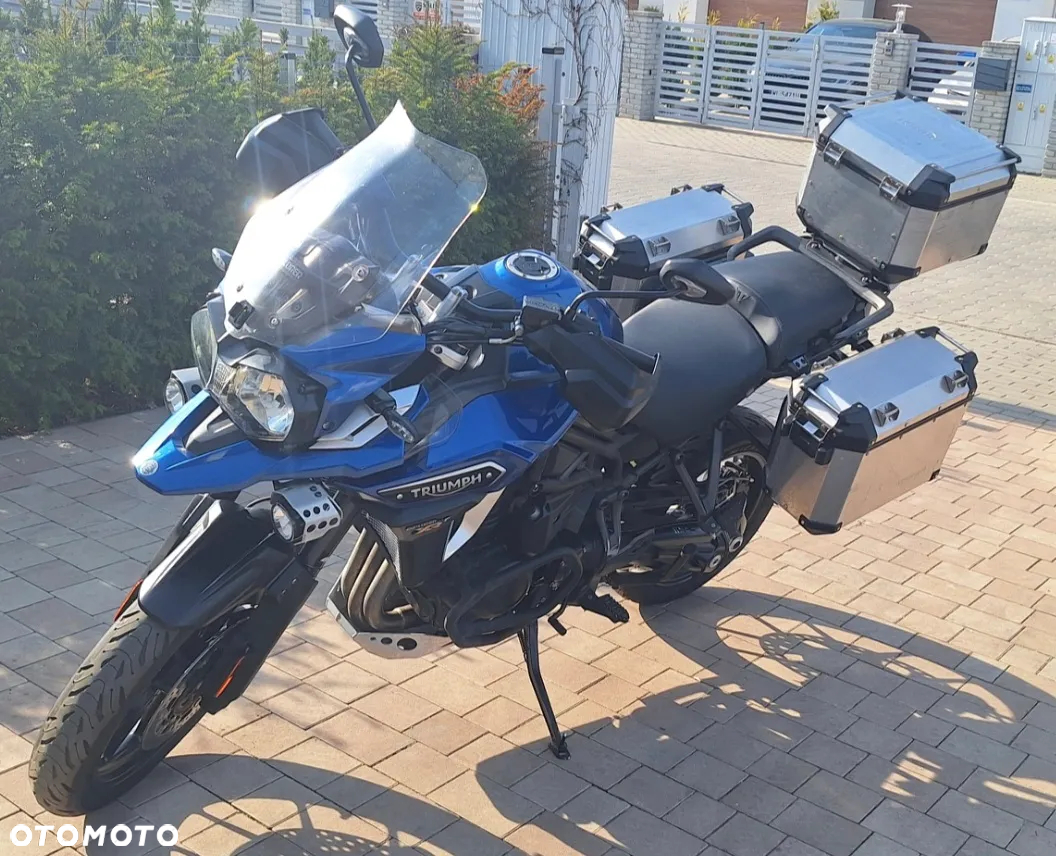 Triumph Tiger - 2