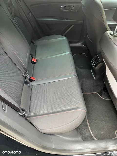 Seat Leon 2.0 TDI FR Black S&S - 32