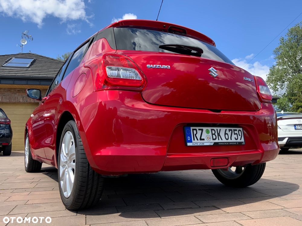 Suzuki Swift 1.2 Premium Plus CVT - 36