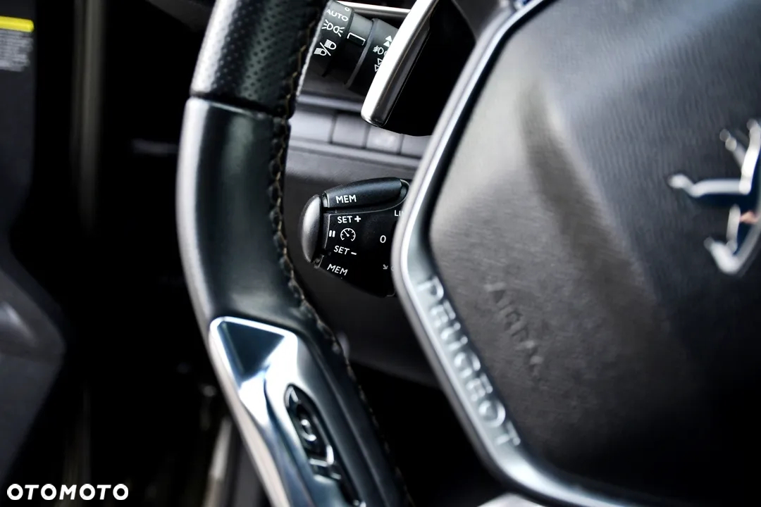 Peugeot 3008 2.0 BlueHDi GT S&S EAT8 - 35