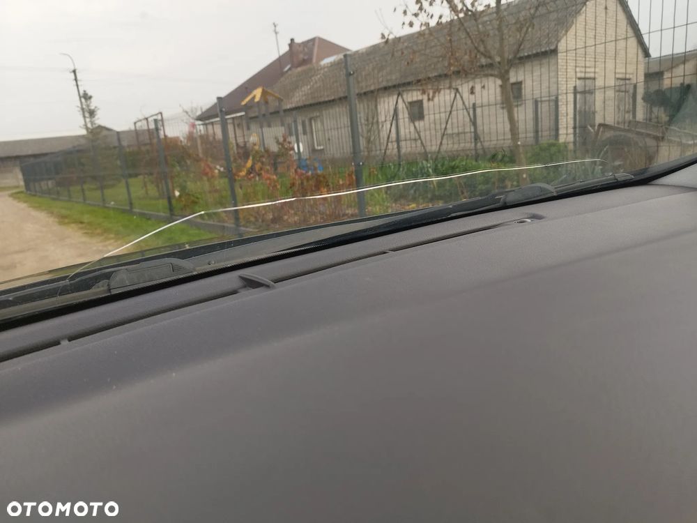 Toyota Auris 1.8 Life - 29