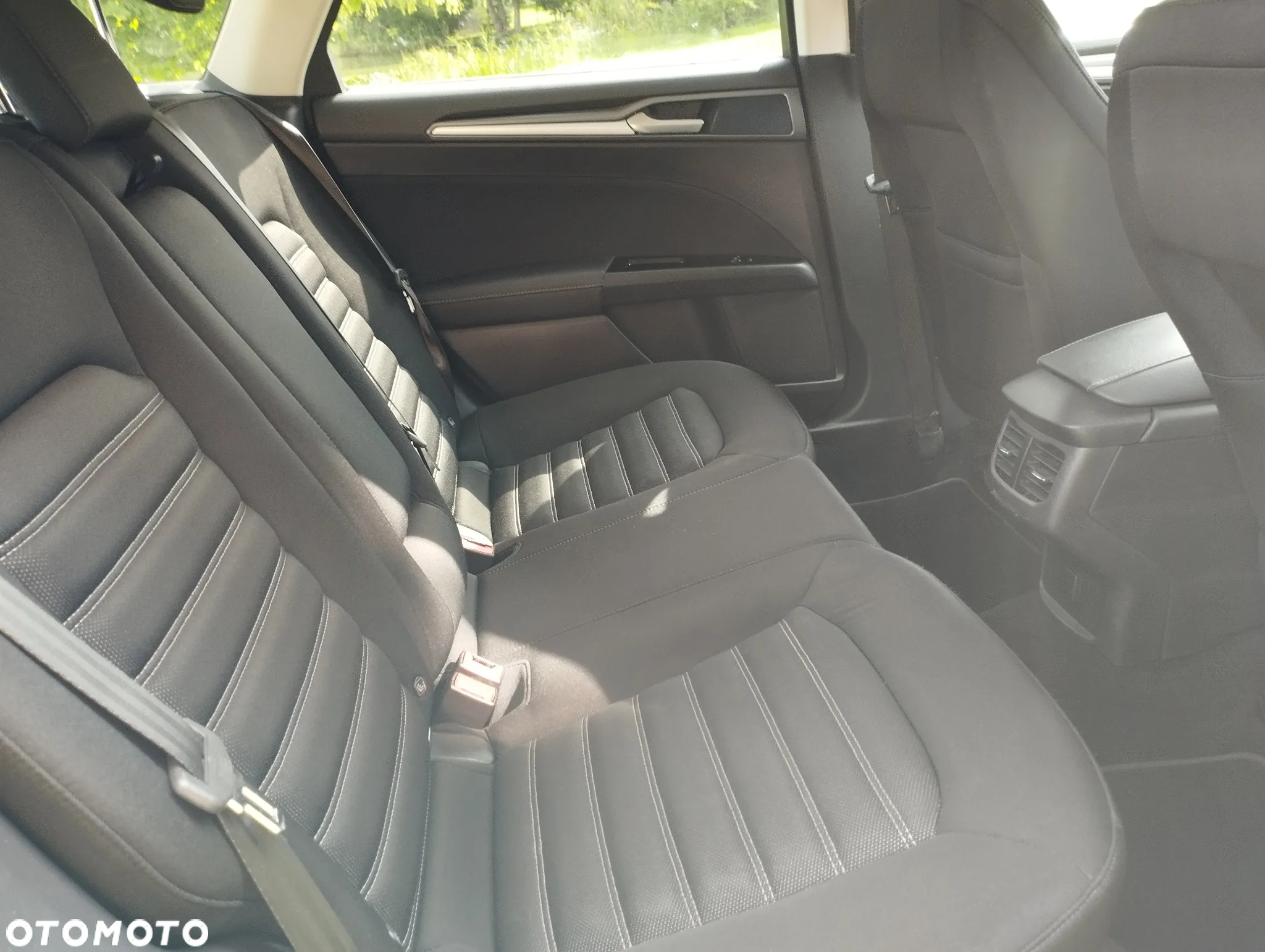 Ford Mondeo 2.0 TDCi Edition PowerShift - 18