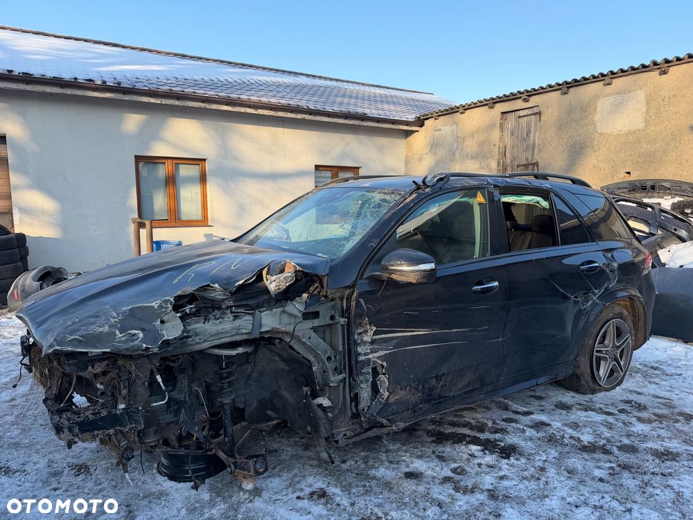 Mercedes-Benz GLE 250 d 9G-TRONIC AMG Line - 8