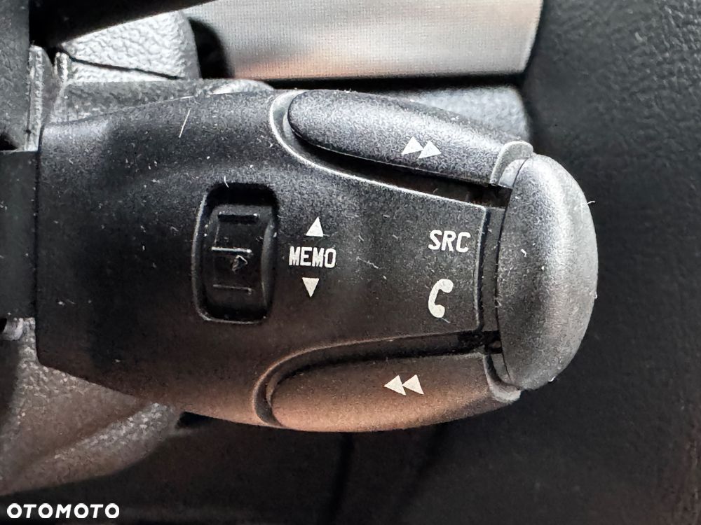 Peugeot 407 2.0 HDI Sport - 14