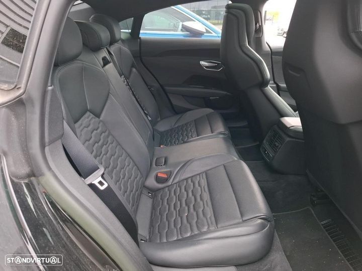 Audi e-tron GT quattro - 8