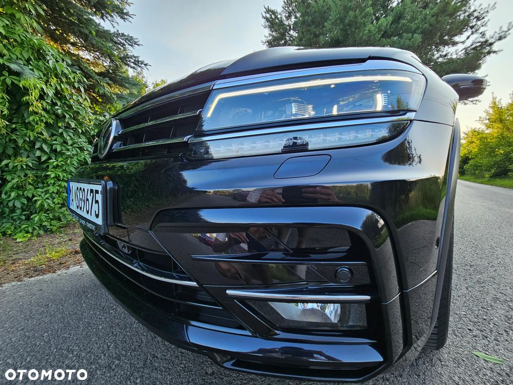 Volkswagen Tiguan 2.0 TDI SCR R-Line - 15
