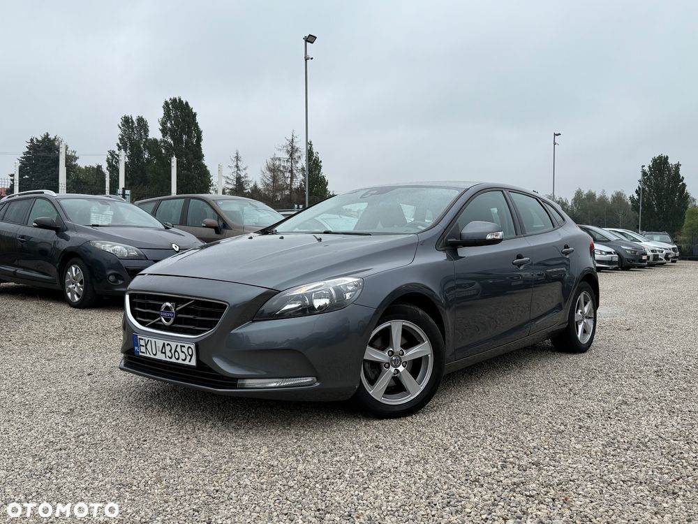 Volvo V40 - 2