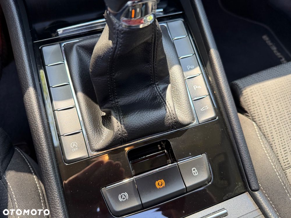 Skoda Superb 2.0 TDI Style - 22
