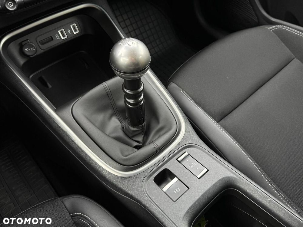 Jeep Avenger 1.2 GSE T3 Altitude FWD - 19