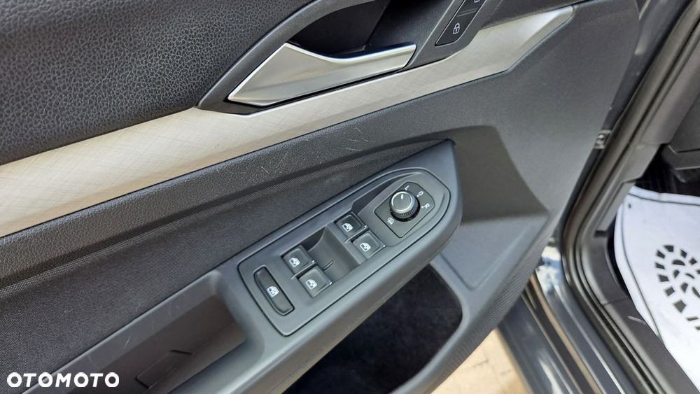 Volkswagen Golf 1.5 TSI OPF Life - 31