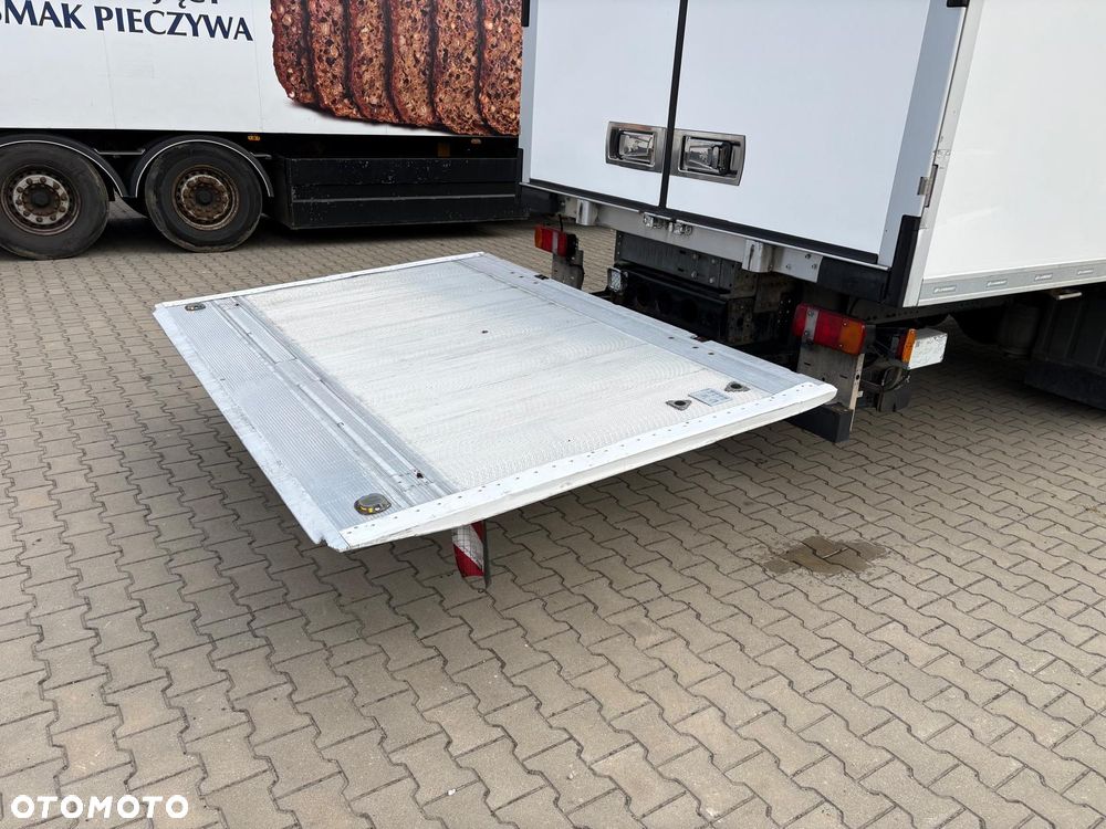 MAN TGL12.220/Euro 6/ agregat Thermo King/zabudowa Lambert z windą do załadunku - 7