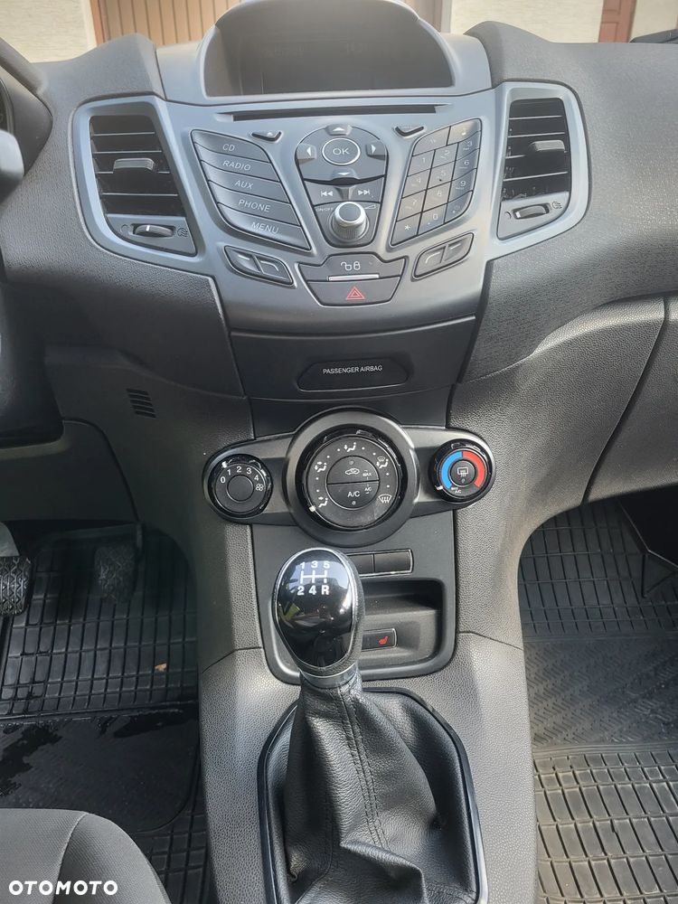 Ford Fiesta 2016 photo 5
