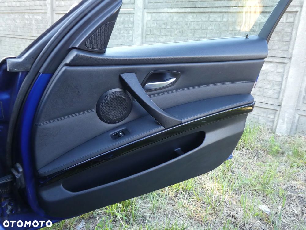 BMW Seria 3 335i xDrive - 13