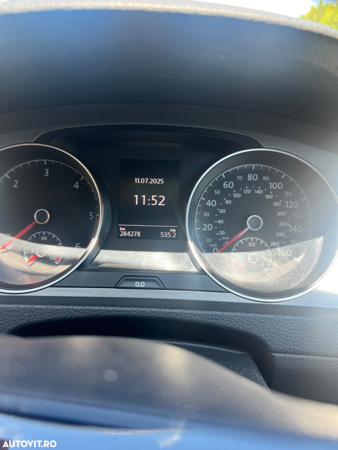 Volkswagen Golf 1.6 TDI BlueMotion Technology Comfortline - 7
