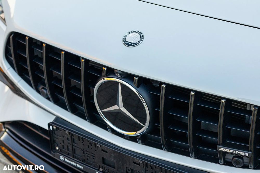 Mercedes-Benz CLA - 37