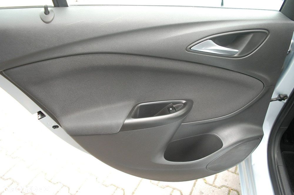 Opel Astra - 30