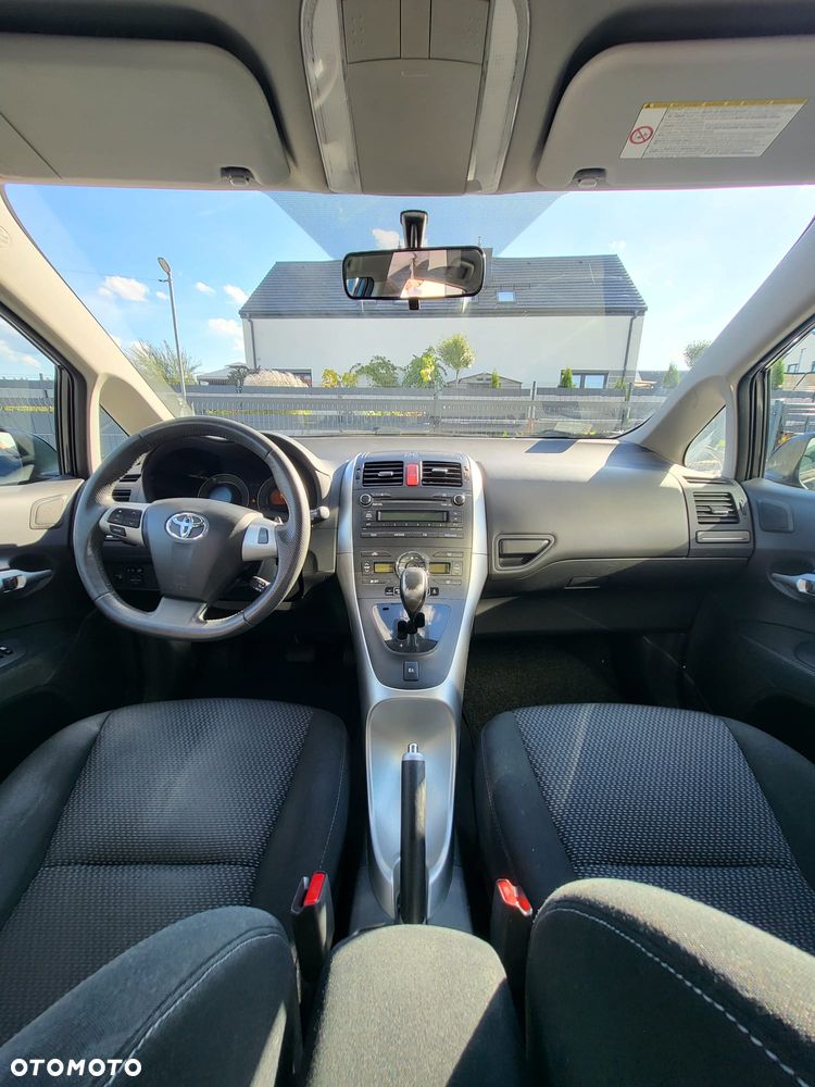 Toyota Auris - 7
