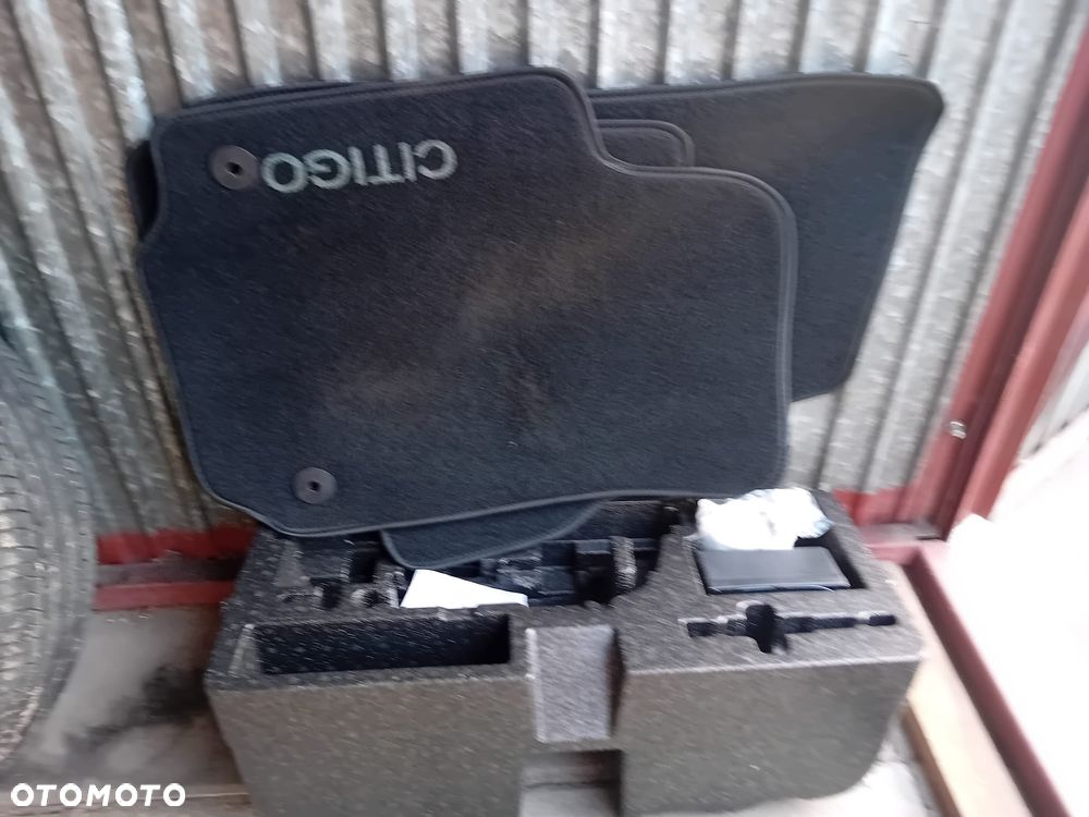 Skoda Citigo 1.0 MPI Ambition - 13