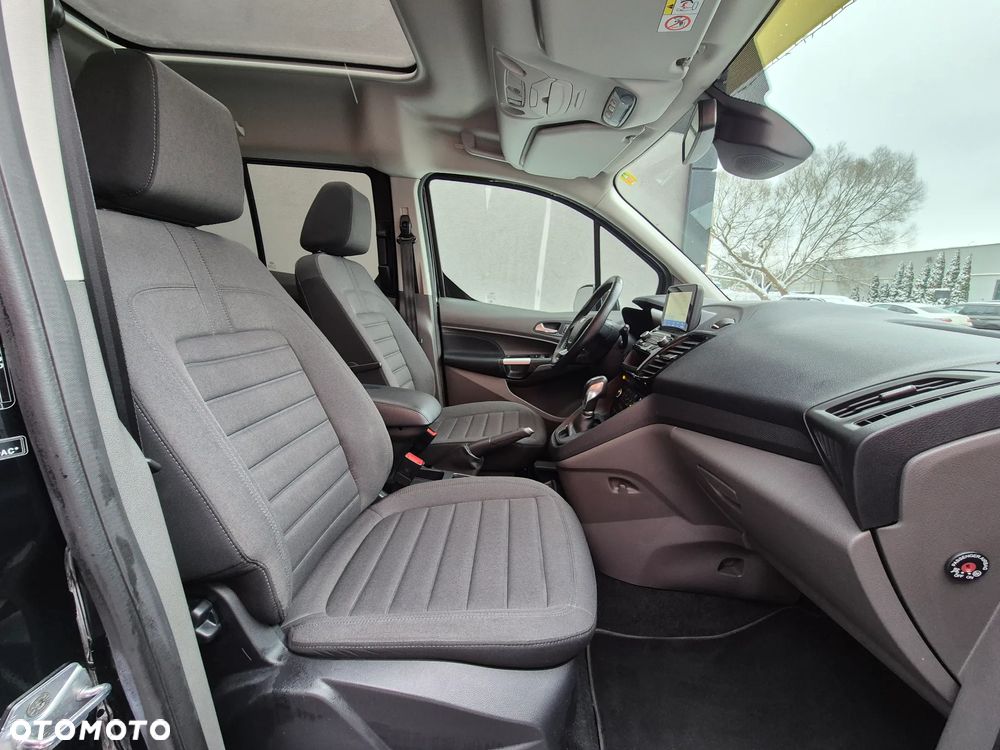 Ford Tourneo Connect Grand - 24