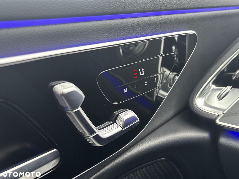 Mercedes-Benz Klasa E - 21