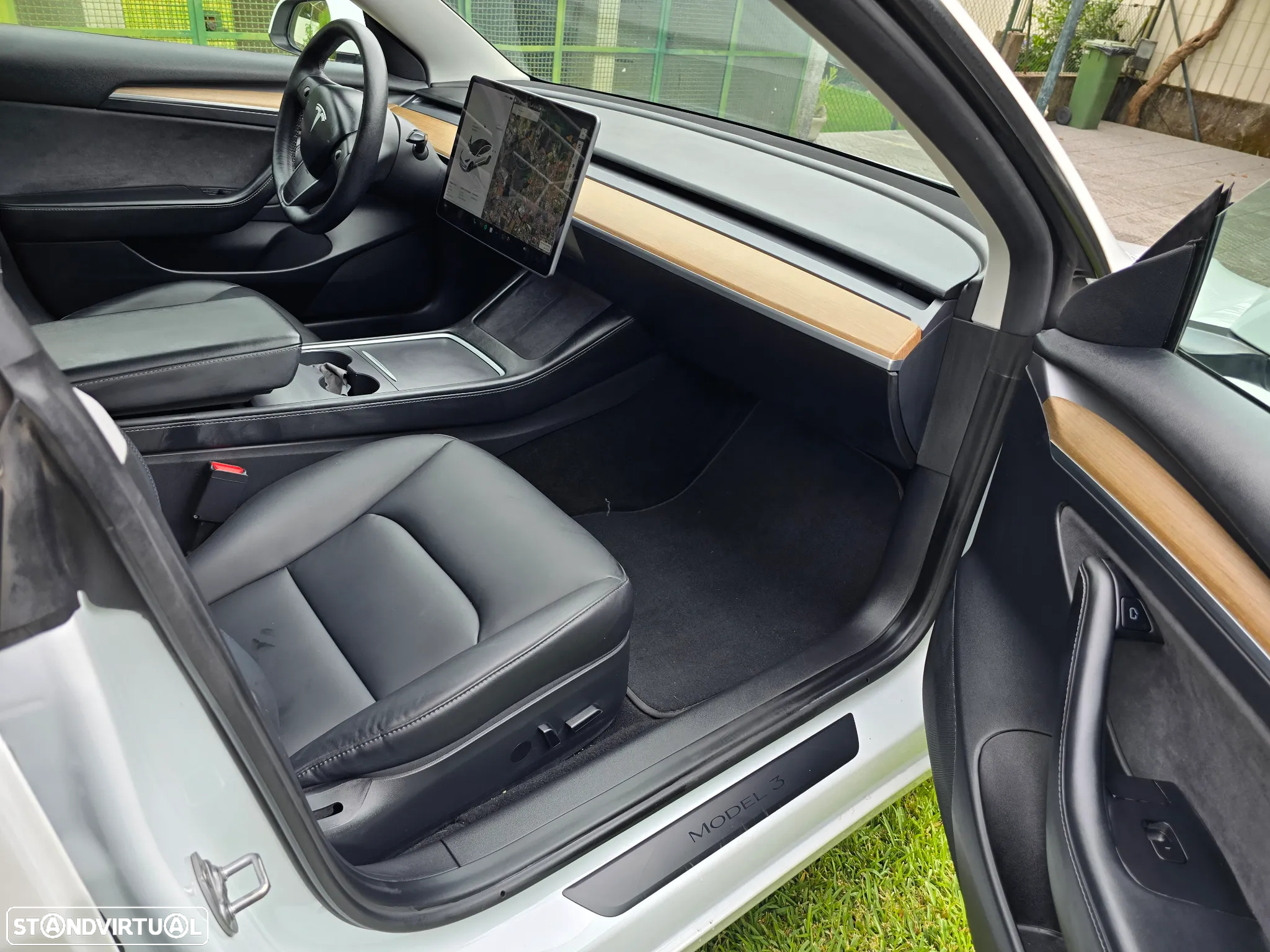 Tesla Model 3 Standard Range Plus RWD - 11
